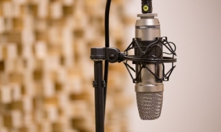 Male vs Female Voice Over Acting: The Benefits of Each